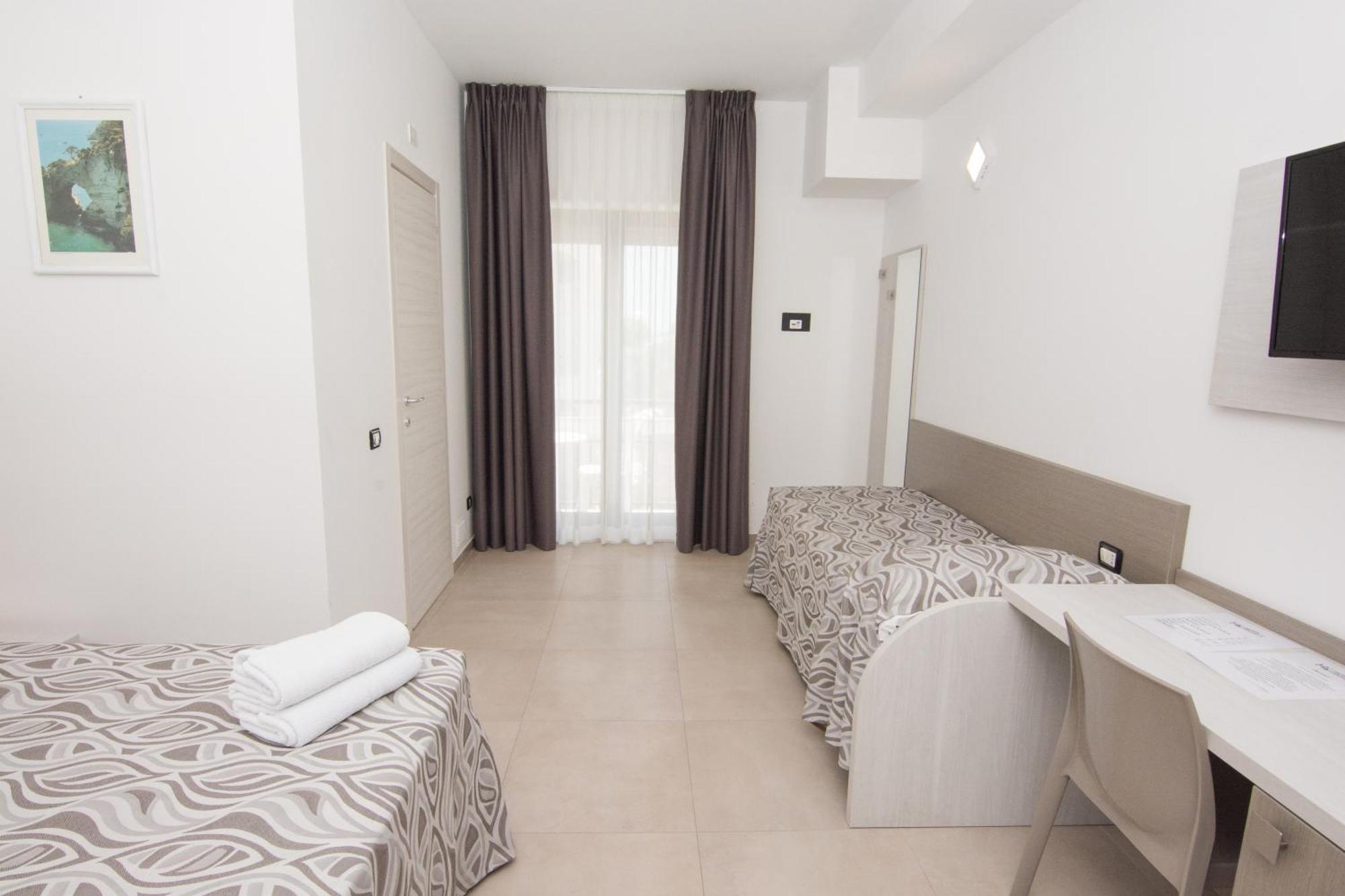 Hotel La Caravella Vieste Zimmer foto
