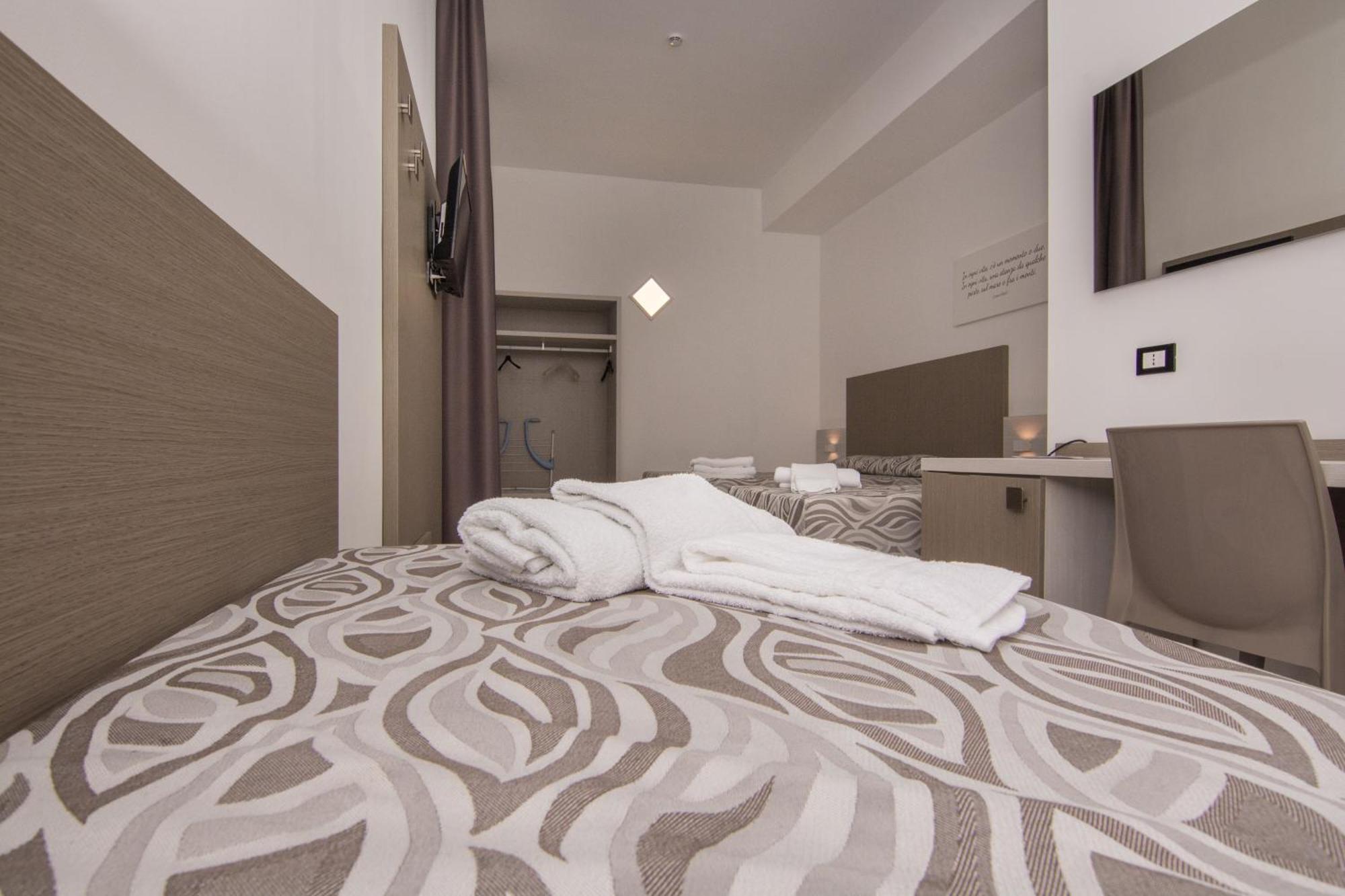 Hotel La Caravella Vieste Zimmer foto