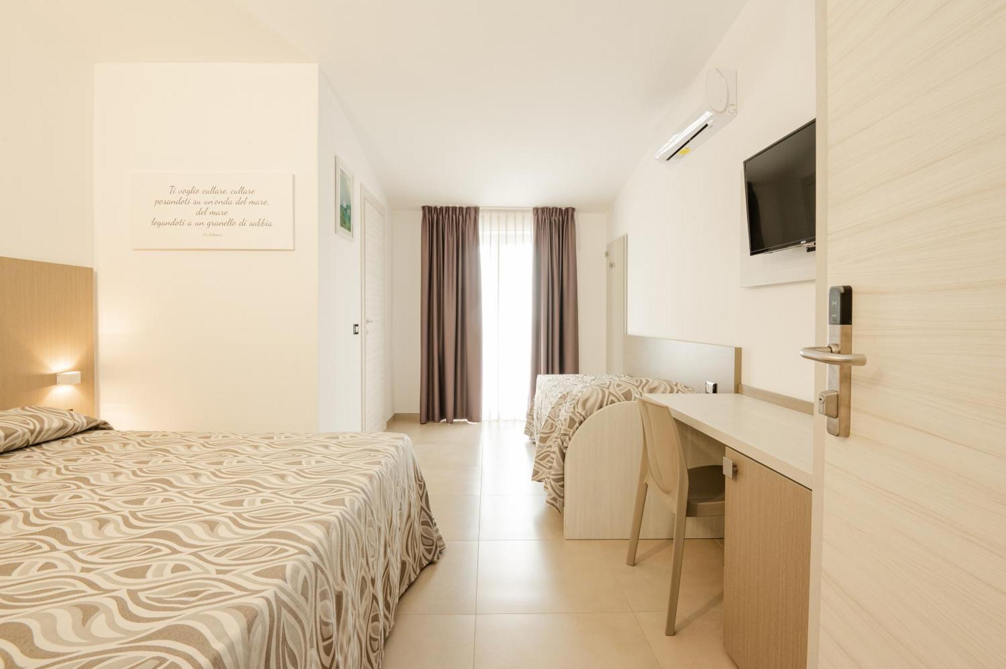 Hotel La Caravella Vieste Zimmer foto
