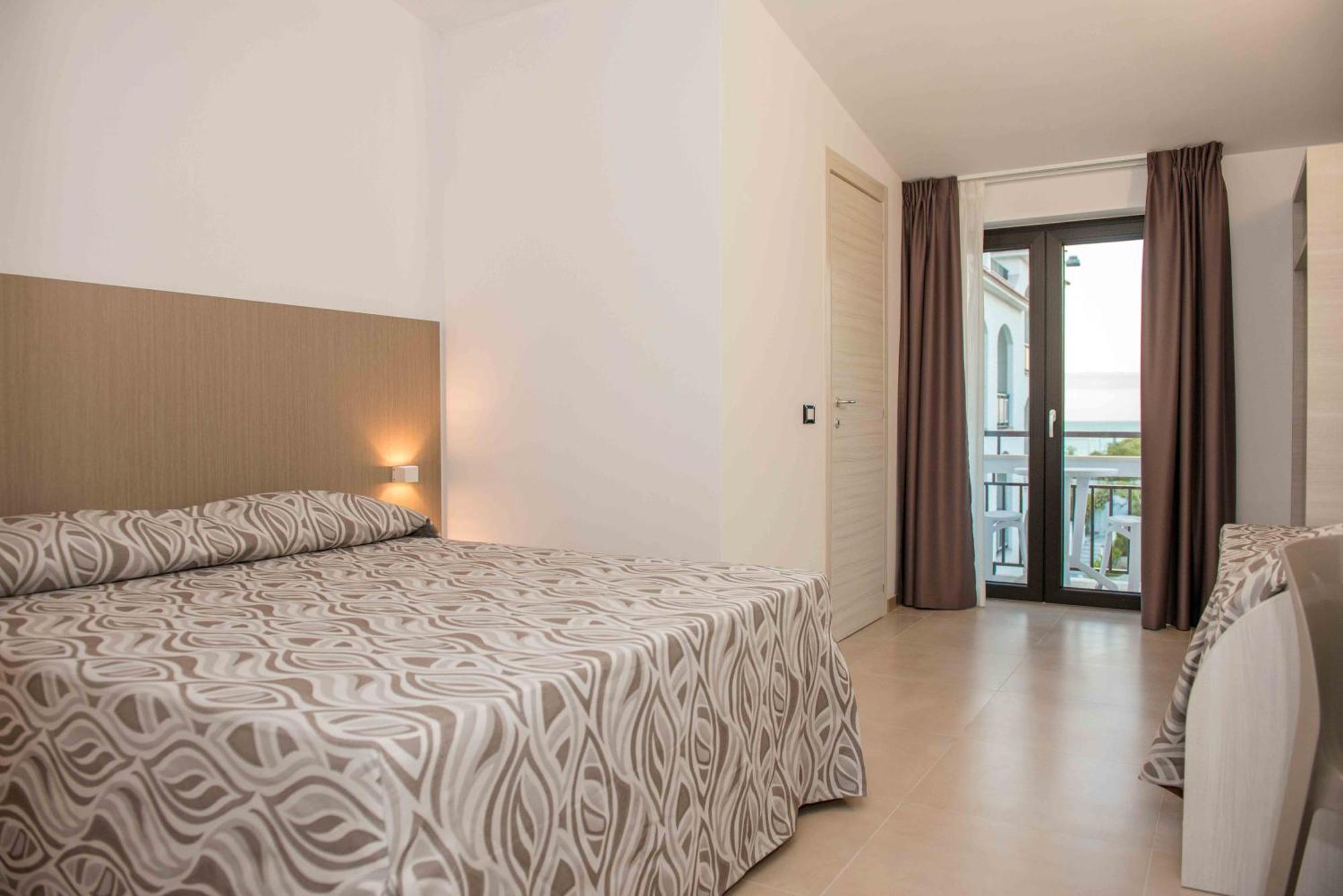 Hotel La Caravella Vieste Zimmer foto